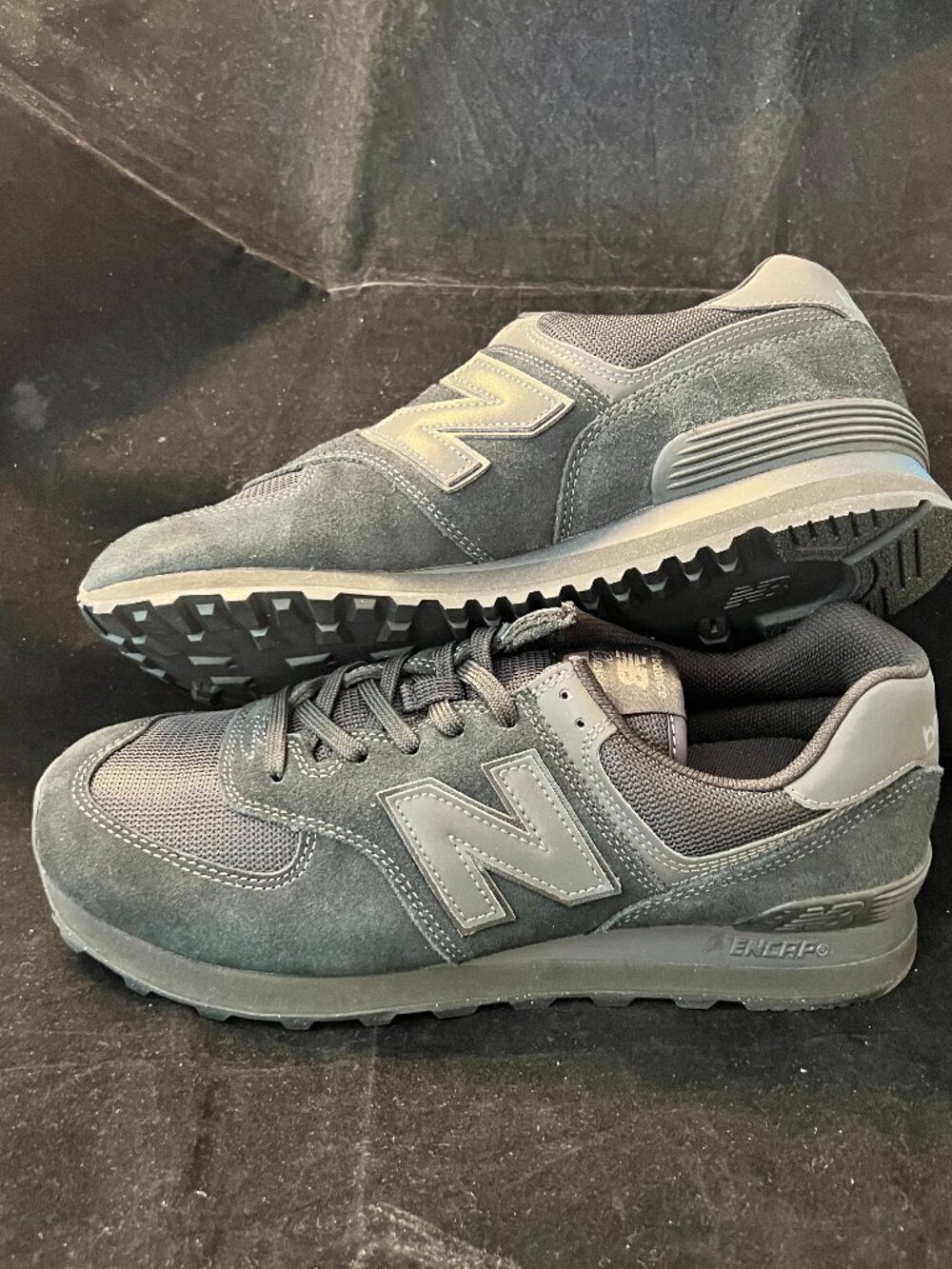 New Balance 574 Core NIB M 9.5 W 11